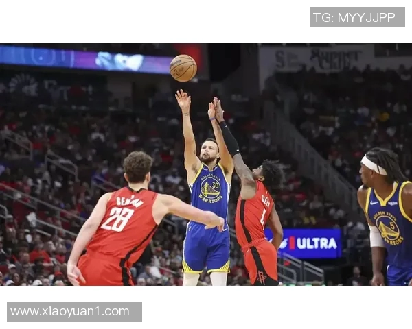 2013年火箭队与勇士队激战回顾球星表现与比赛精彩瞬间分析